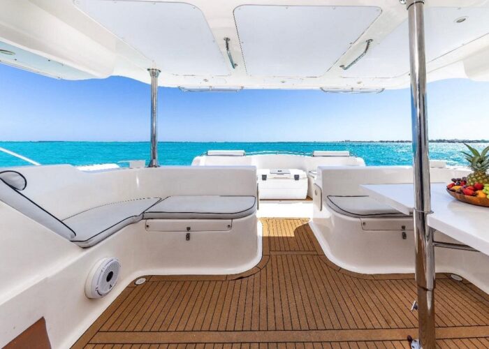 Luxury Private Yacht Daytrip Turks and Caicos